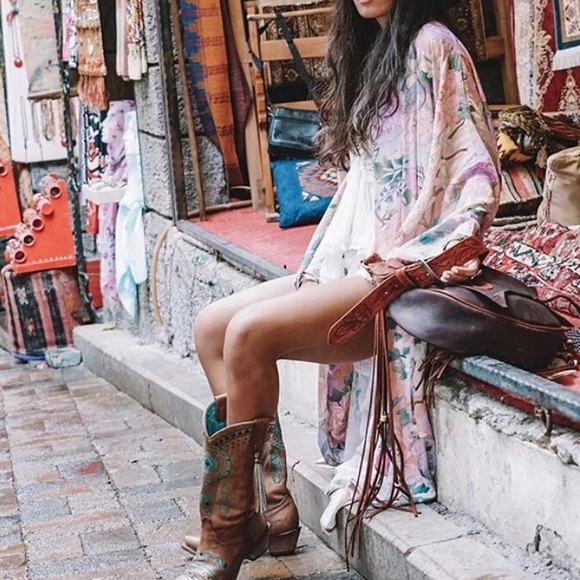 Boho Paradise Petals Bohemian Pink Gypsy Kimono Duster - Picture 14 of 16